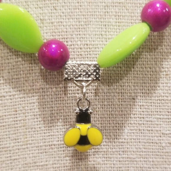 Lime and Fuchsia Beaded Necklace w/Bracelet - Picture 2 of 5